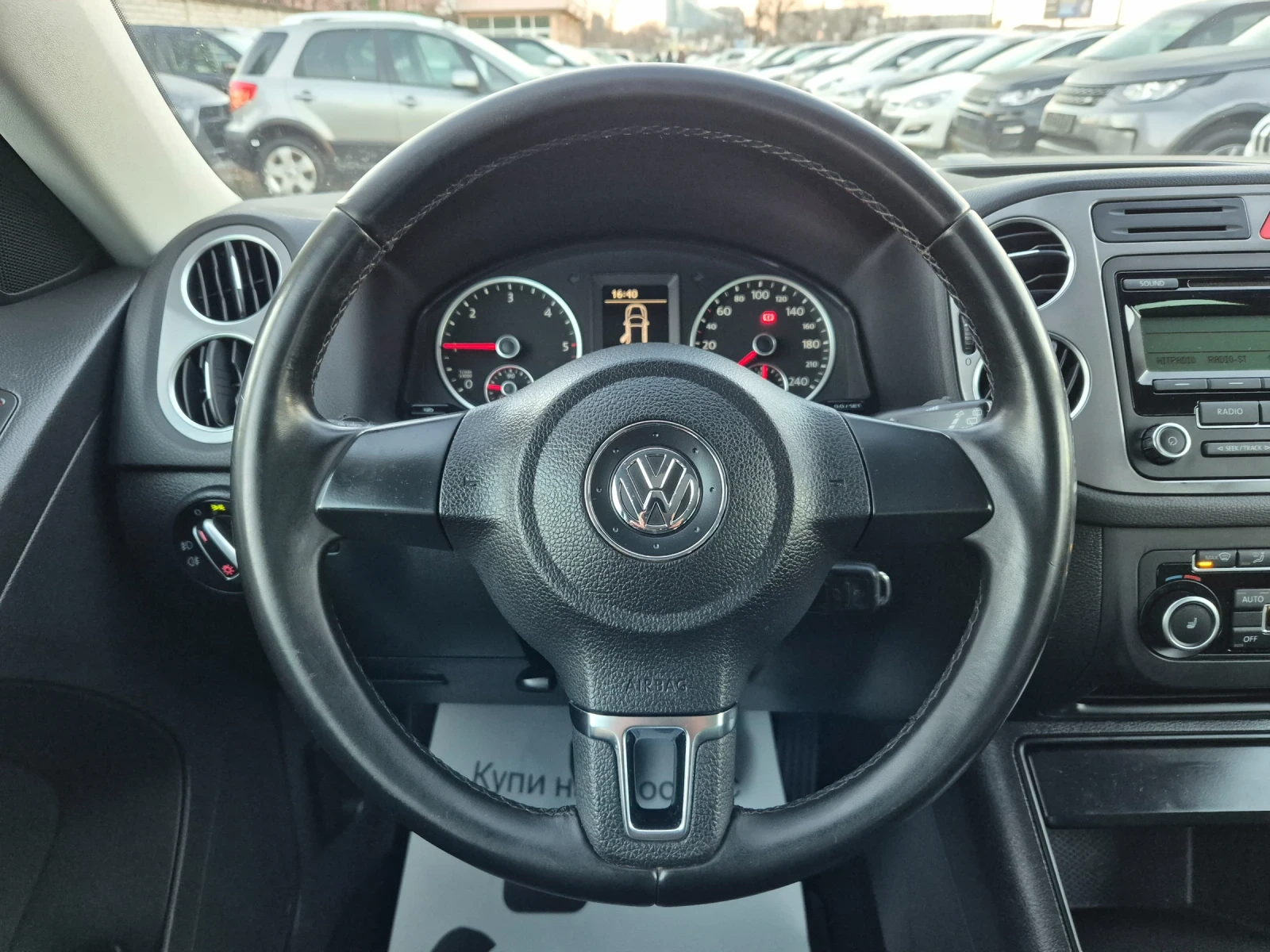 VW Tiguan 4x4 ПАНОРАМА 190000км - изображение 10