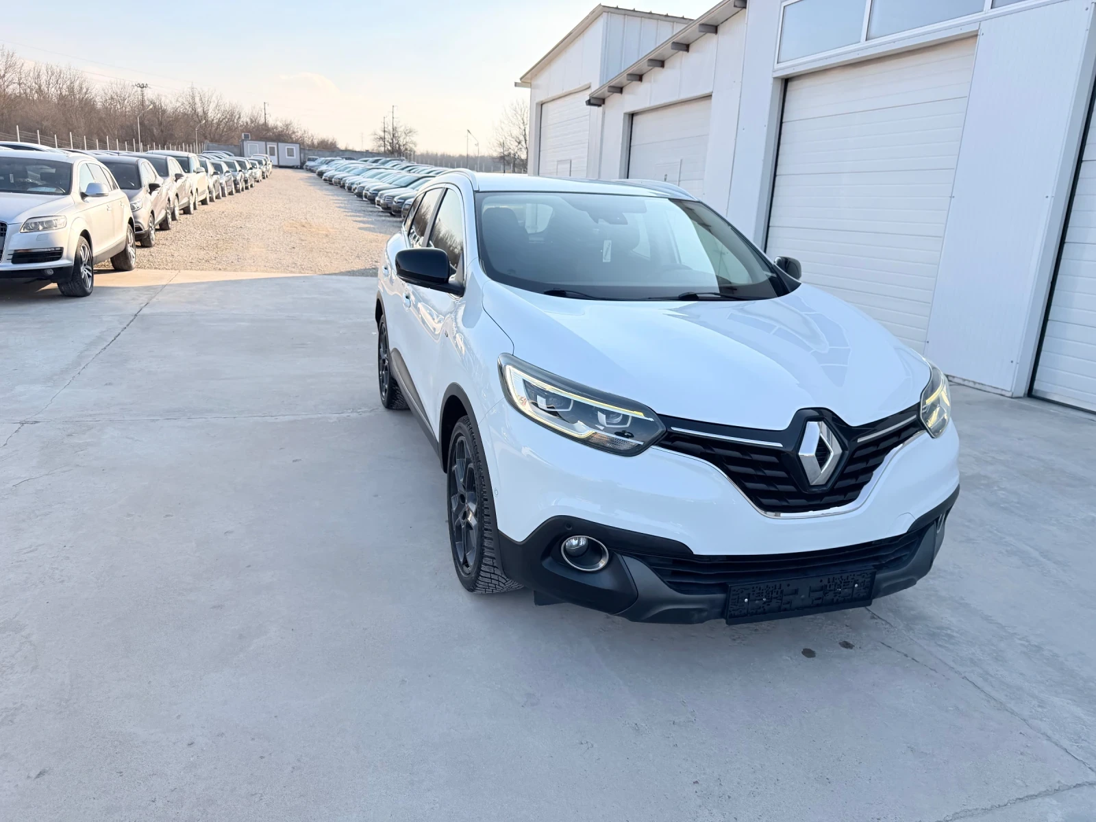 Renault Kadjar 1.5dci 110k* HYPNOTIC* BOSE* NOVA* , снимка 11 - Автомобили и джипове - 53752506