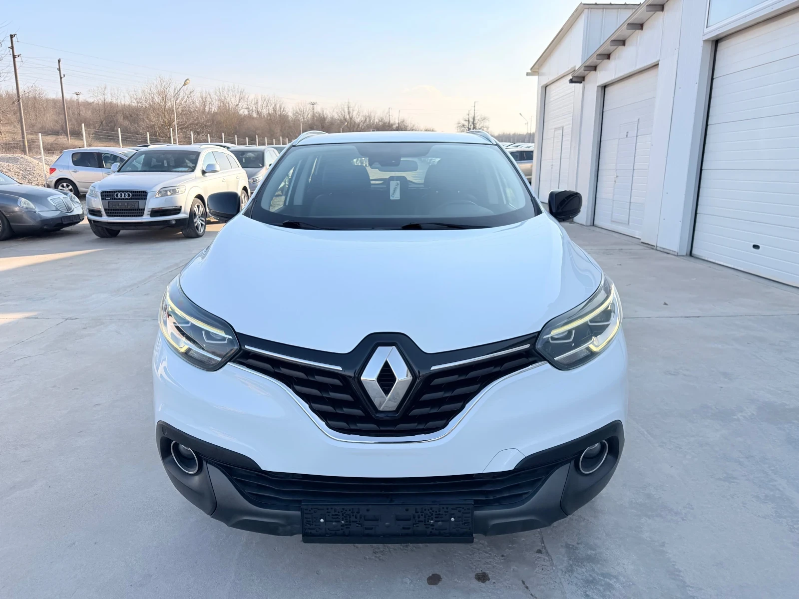 Renault Kadjar 1.5dci 110k* HYPNOTIC* BOSE* NOVA* , снимка 10 - Автомобили и джипове - 53752506