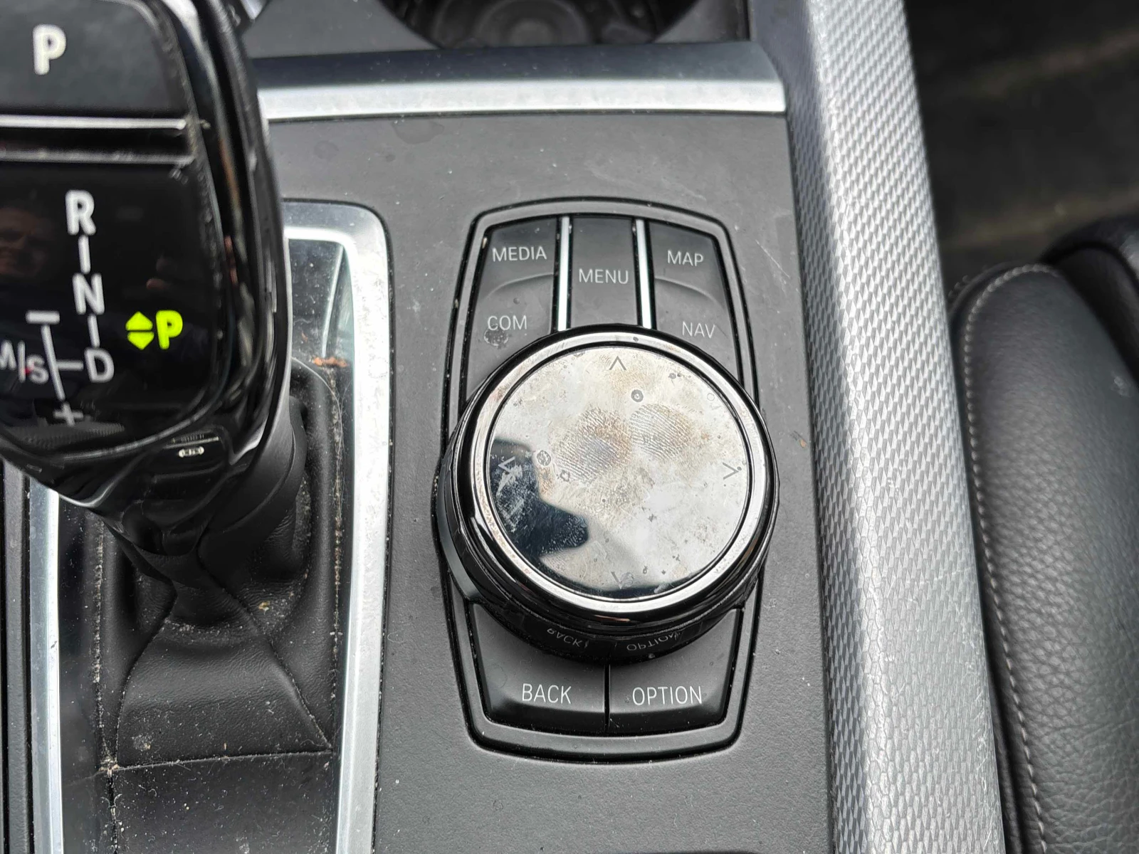 BMW X5 35i xDrive/M-Pack/H&K/Digital/Blind Spot, снимка 13 - Автомобили и джипове - 54454410