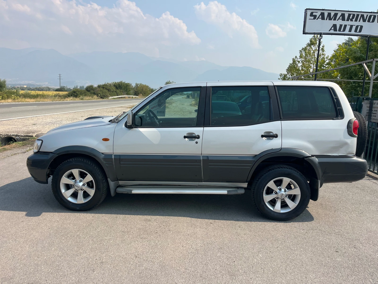 Nissan Terrano 3.0 TDI AVTOMAT 7 местен, снимка 6 - Автомобили и джипове - 55711109