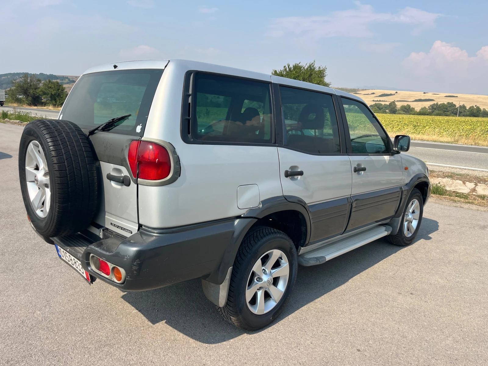 Nissan Terrano 3.0 TDI AVTOMAT 7 местен, снимка 3 - Автомобили и джипове - 55711109