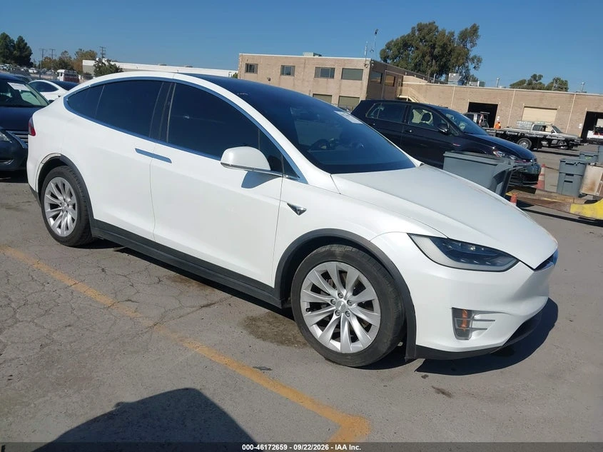 Tesla Model X 90D AWD
