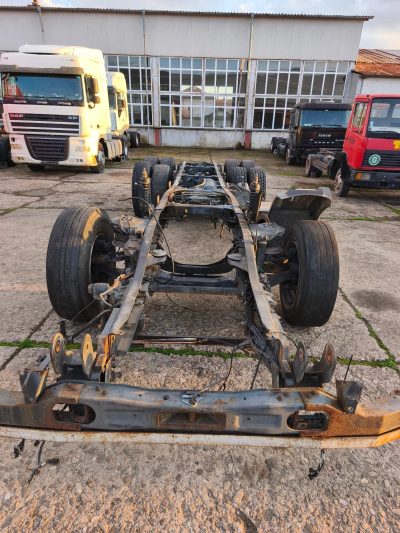 Mercedes-Benz Actros шаси Axor, снимка 4 - Камиони - 52482385