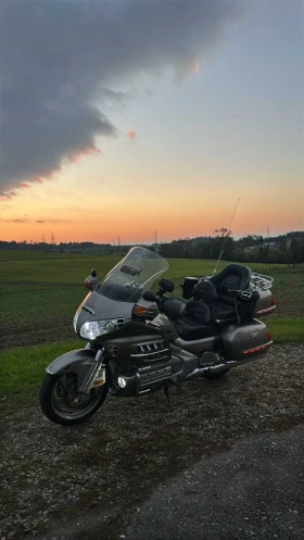 Обява за продажба на Honda Gold Wing 1800 ~13 500 лв. - изображение 6