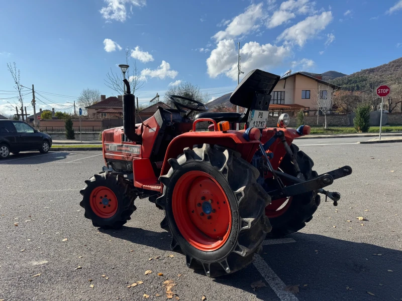 Трактор Kioti LB1914, снимка 4 - Селскостопанска техника - 52546682