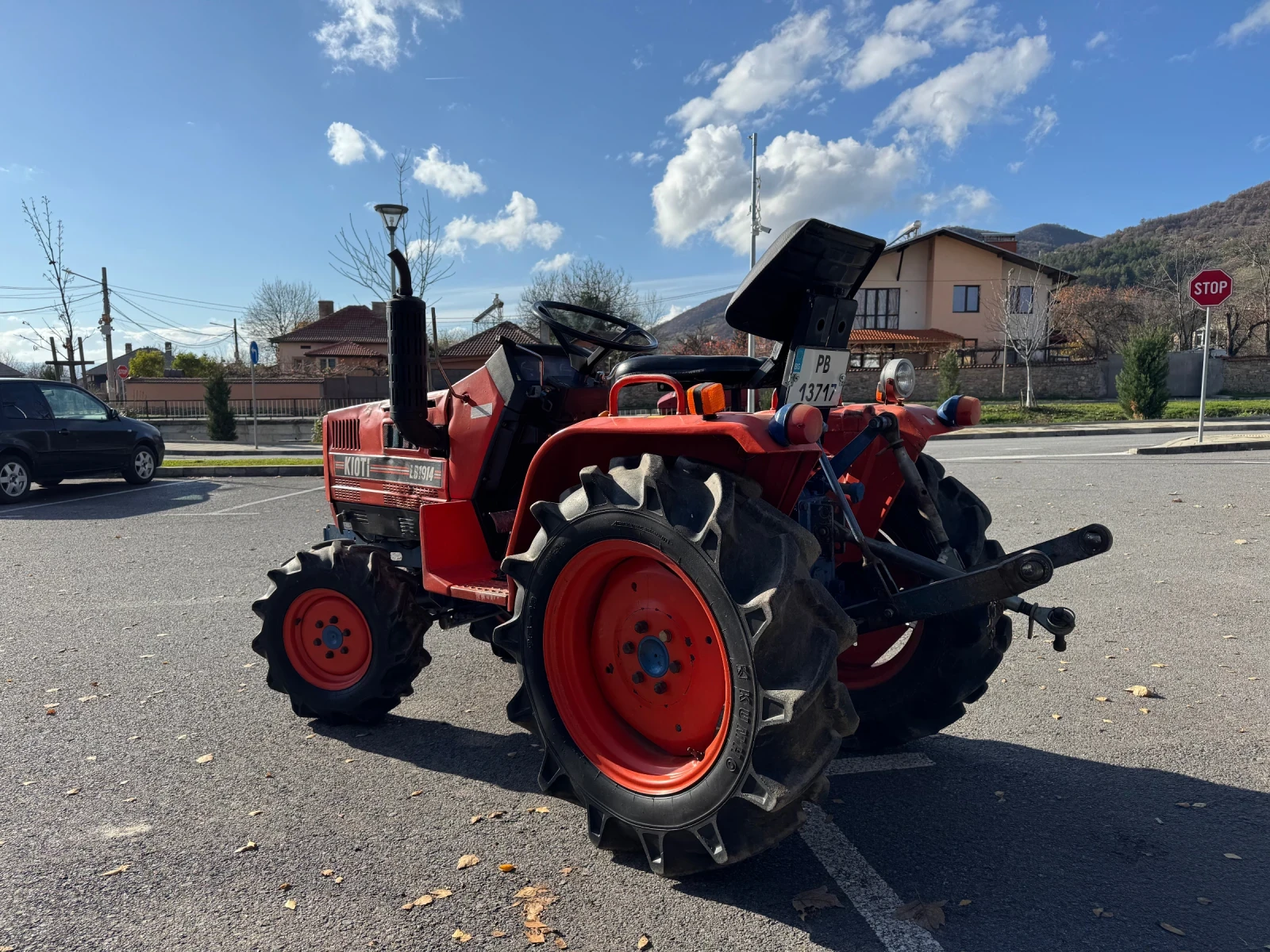 Трактор Kioti LB1914 - изображение 4