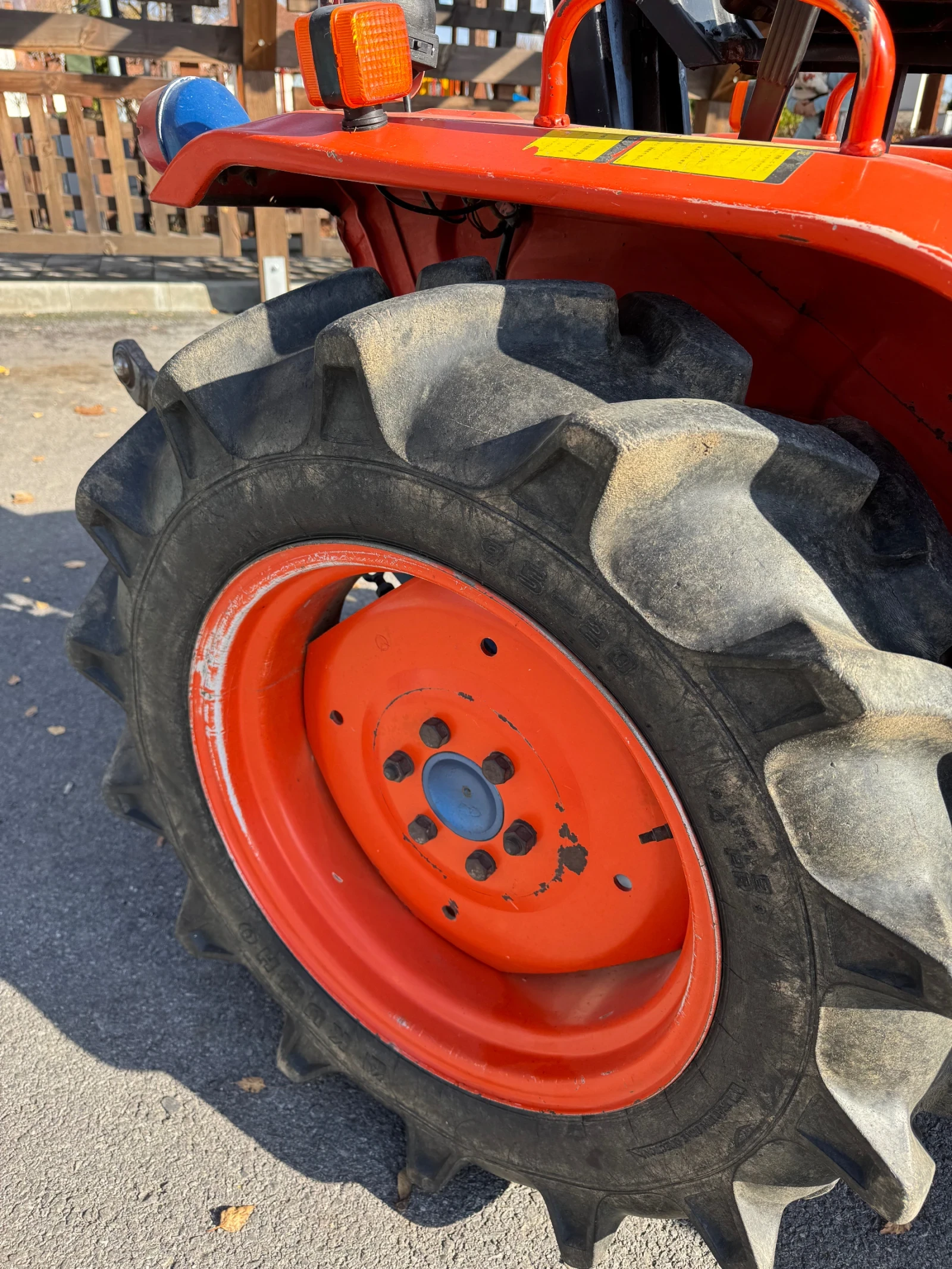 Трактор Kioti LB1914 - изображение 6