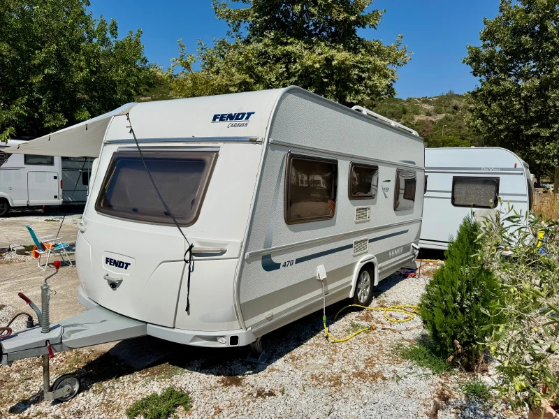 Каравана Fendt Platin 470, снимка 13 - Каравани и кемпери - 52174043
