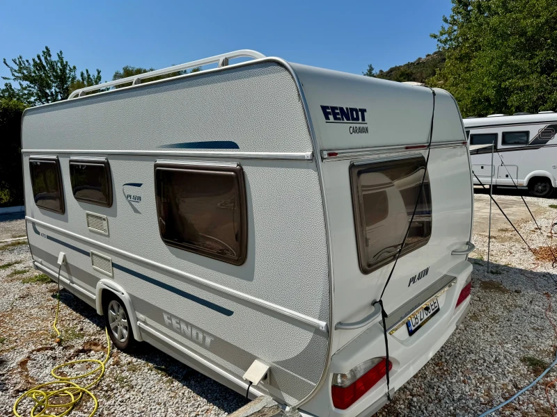 Каравана Fendt Platin 470, снимка 15 - Каравани и кемпери - 52174043