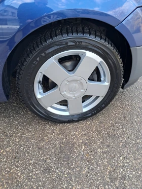 ����� �� �������� �� ���� � ������ 185/55R15 �� Ford
