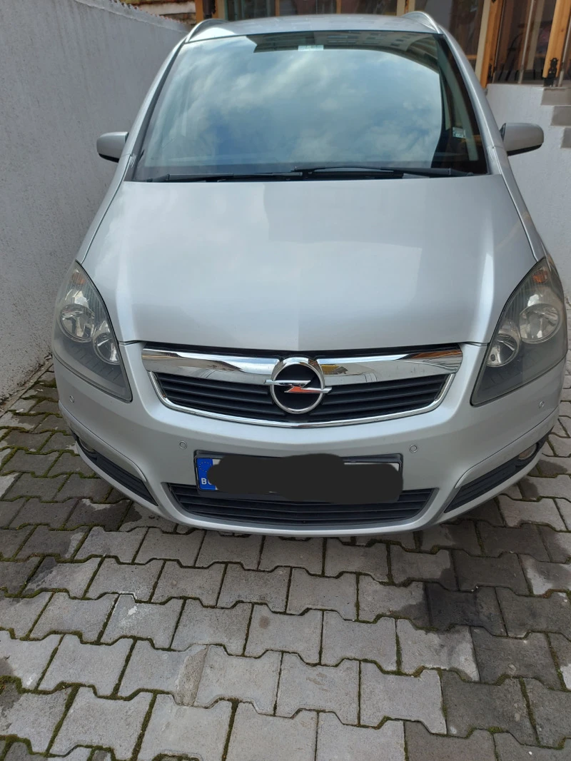 Opel Zafira Газ, снимка 1 - Автомобили и джипове - 45570197