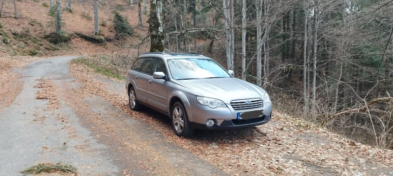 Subaru Outback 2.5, снимка 2 - Автомобили и джипове - 47876162