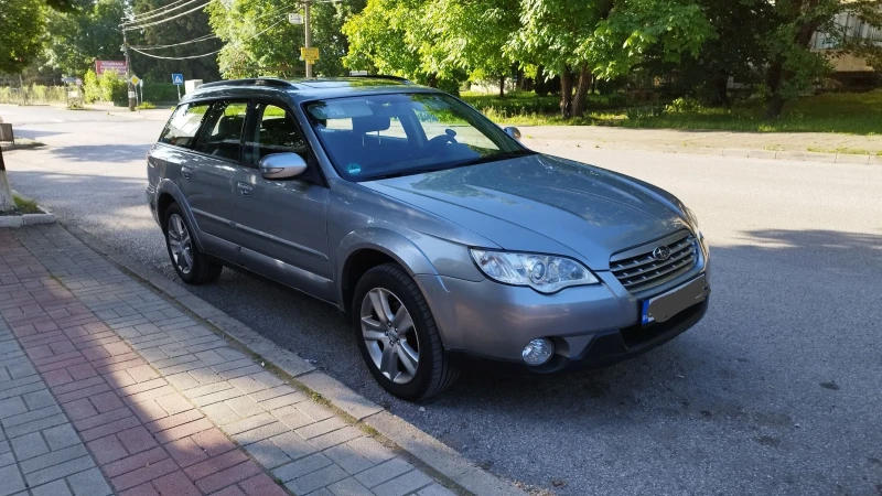 Subaru Outback 2.5, снимка 1 - Автомобили и джипове - 47876162