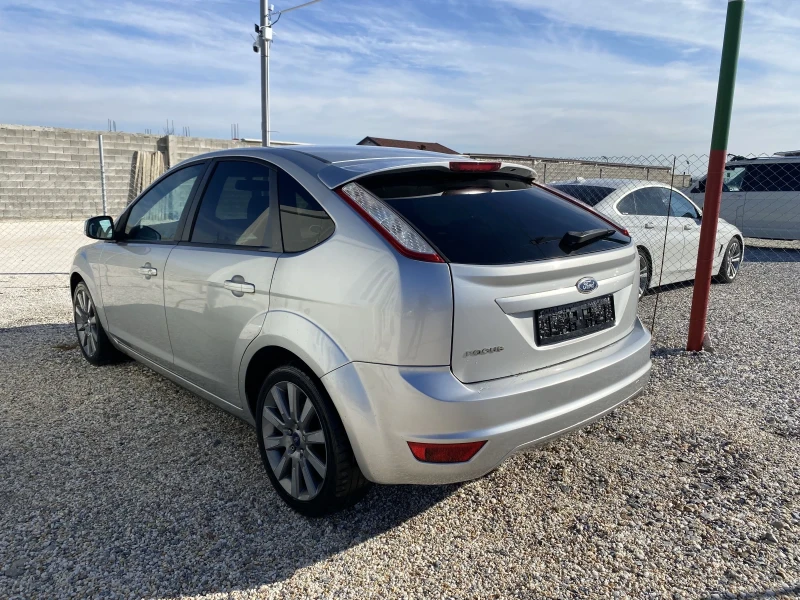 Ford Focus 1.6i 101 k.c, снимка 4 - Автомобили и джипове - 48423374