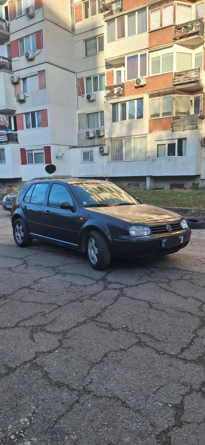 VW Golf, снимка 3 - Автомобили и джипове - 48920676