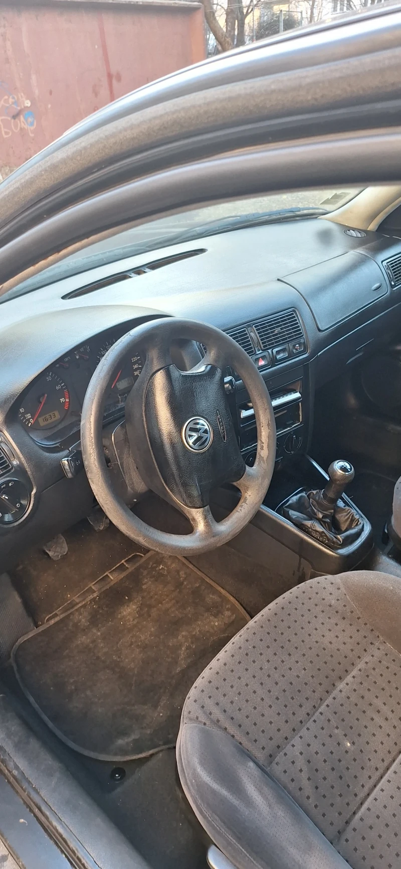 VW Golf, снимка 6 - Автомобили и джипове - 48920676