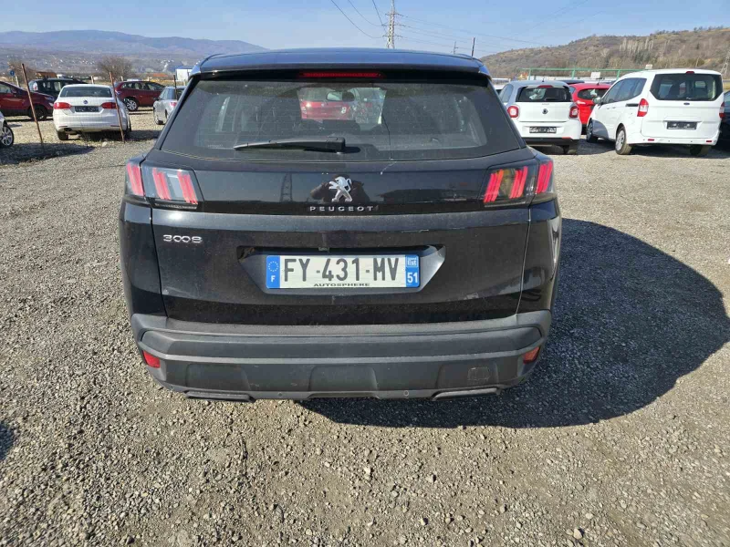 Peugeot 3008 1.5 BlueHDi Automatic Фейслифт, снимка 8 - Автомобили и джипове - 49026448