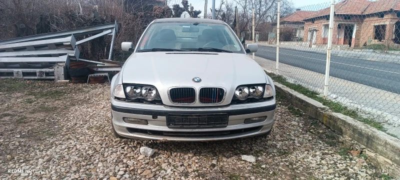 BMW 318, снимка 1 - Автомобили и джипове - 49216588