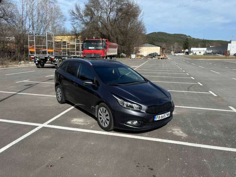 Kia Ceed 1.4 CVVT бензин, снимка 2 - Автомобили и джипове - 49494090