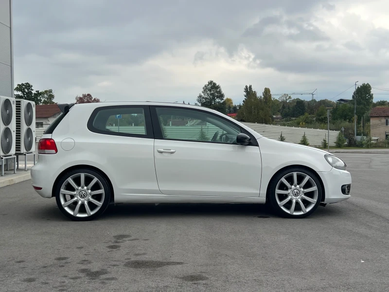 VW Golf 6, 1.6TDI, снимка 9 - Автомобили и джипове - 52042217