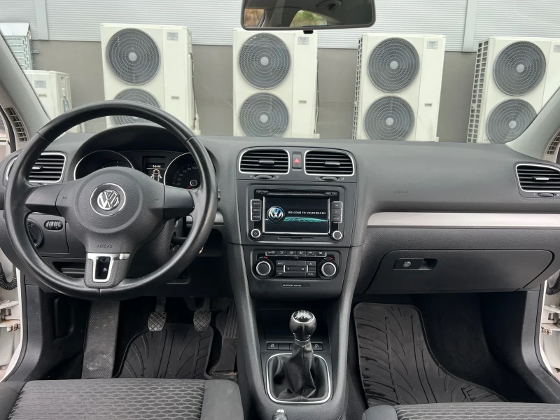VW Golf 6, 1.6TDI, снимка 11 - Автомобили и джипове - 52042217
