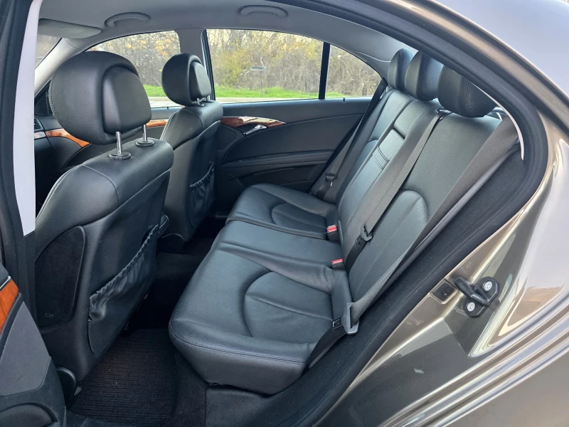 Mercedes-Benz E 200 Kompressor, Elegance , снимка 16 - Автомобили и джипове - 52775924