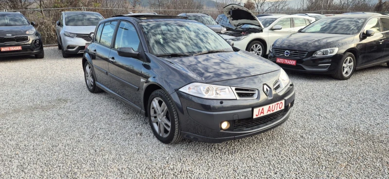 Renault Megane, снимка 3 - Автомобили и джипове - 52829443
