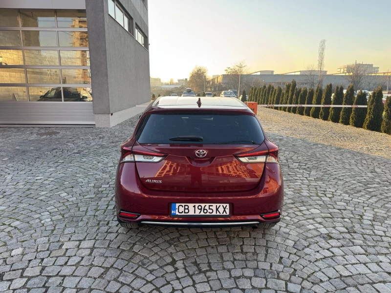 Toyota Auris 1.6 ПЪРВИ СОБСТВЕНИК, снимка 4 - Автомобили и джипове - 52849578