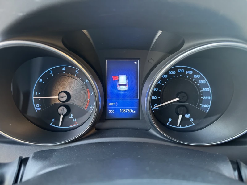 Toyota Auris 1.6 ПЪРВИ СОБСТВЕНИК, снимка 11 - Автомобили и джипове - 52849578