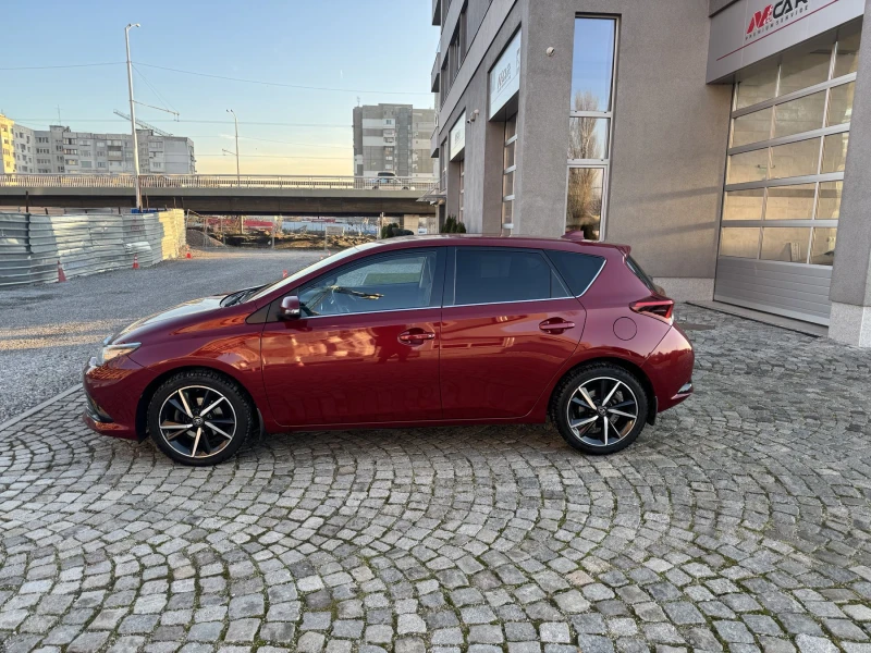 Toyota Auris 1.6 ПЪРВИ СОБСТВЕНИК, снимка 2 - Автомобили и джипове - 52849578