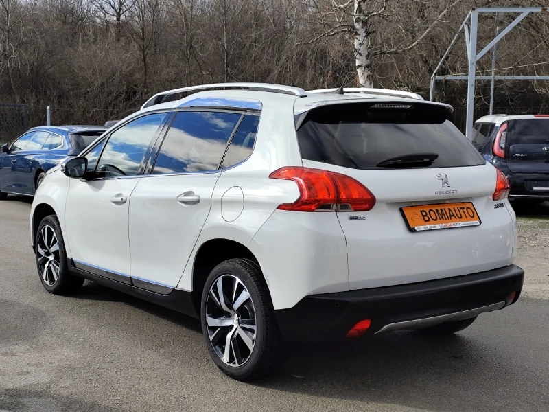 Peugeot 2008 1.2i* ALLURE* LED* EURO6B* NAVI* KLIMATRONIK* , снимка 6 - Автомобили и джипове - 53096531