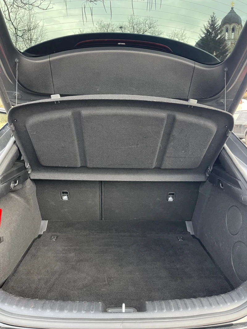 Kia XCeed, снимка 10 - Автомобили и джипове - 53396324