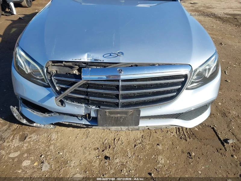 Mercedes-Benz E 400 Burmester* Памет* Обдух* Пано* 3 Ключа* Buy now, снимка 2 - Автомобили и джипове - 53535308