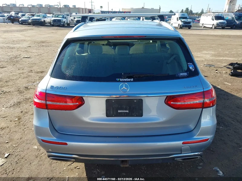 Mercedes-Benz E 400 Burmester* Памет* Обдух* Пано* 3 Ключа* Buy now, снимка 5 - Автомобили и джипове - 53535308