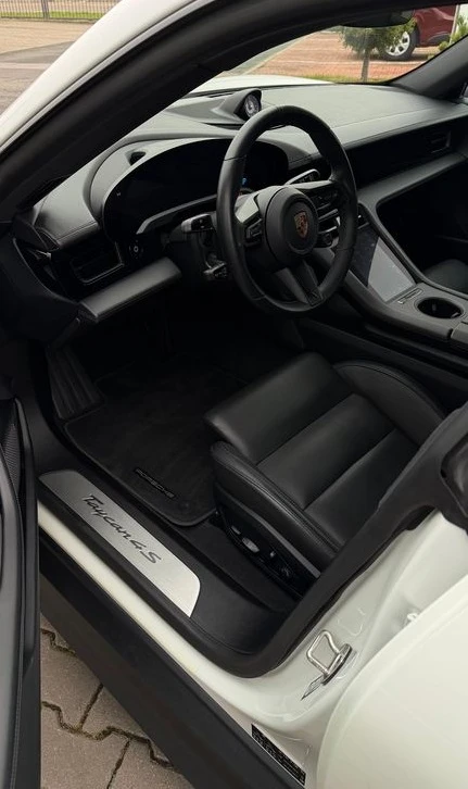 Porsche Taycan 4S Sport Chrono, снимка 5 - Автомобили и джипове - 52800654