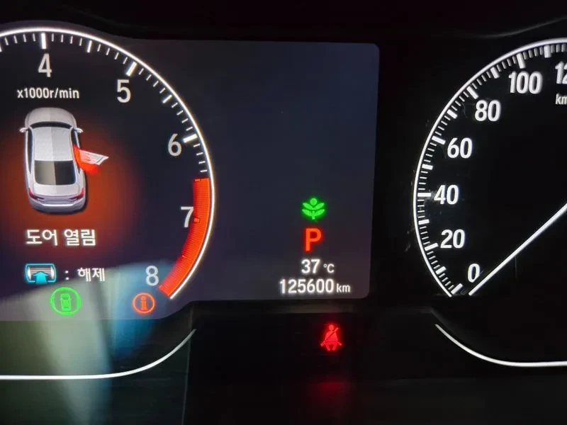 Honda Accord 1.5 Turbo, снимка 15 - Автомобили и джипове - 55985299