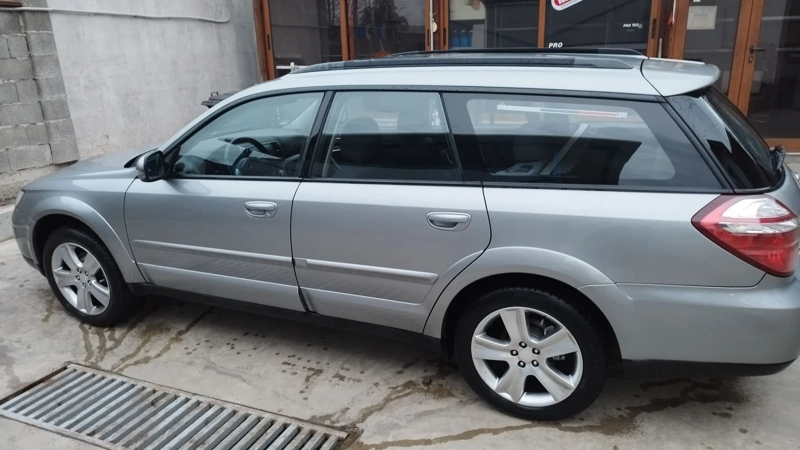 Subaru Outback 2.5 - изображение 2