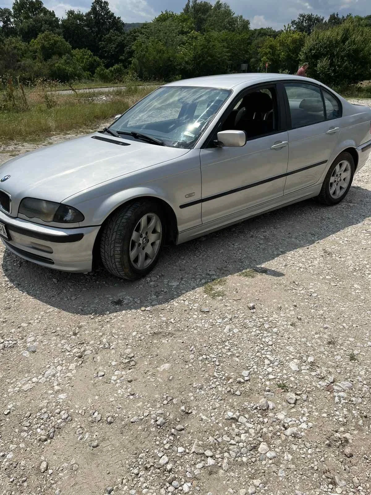 BMW 320  - изображение 4