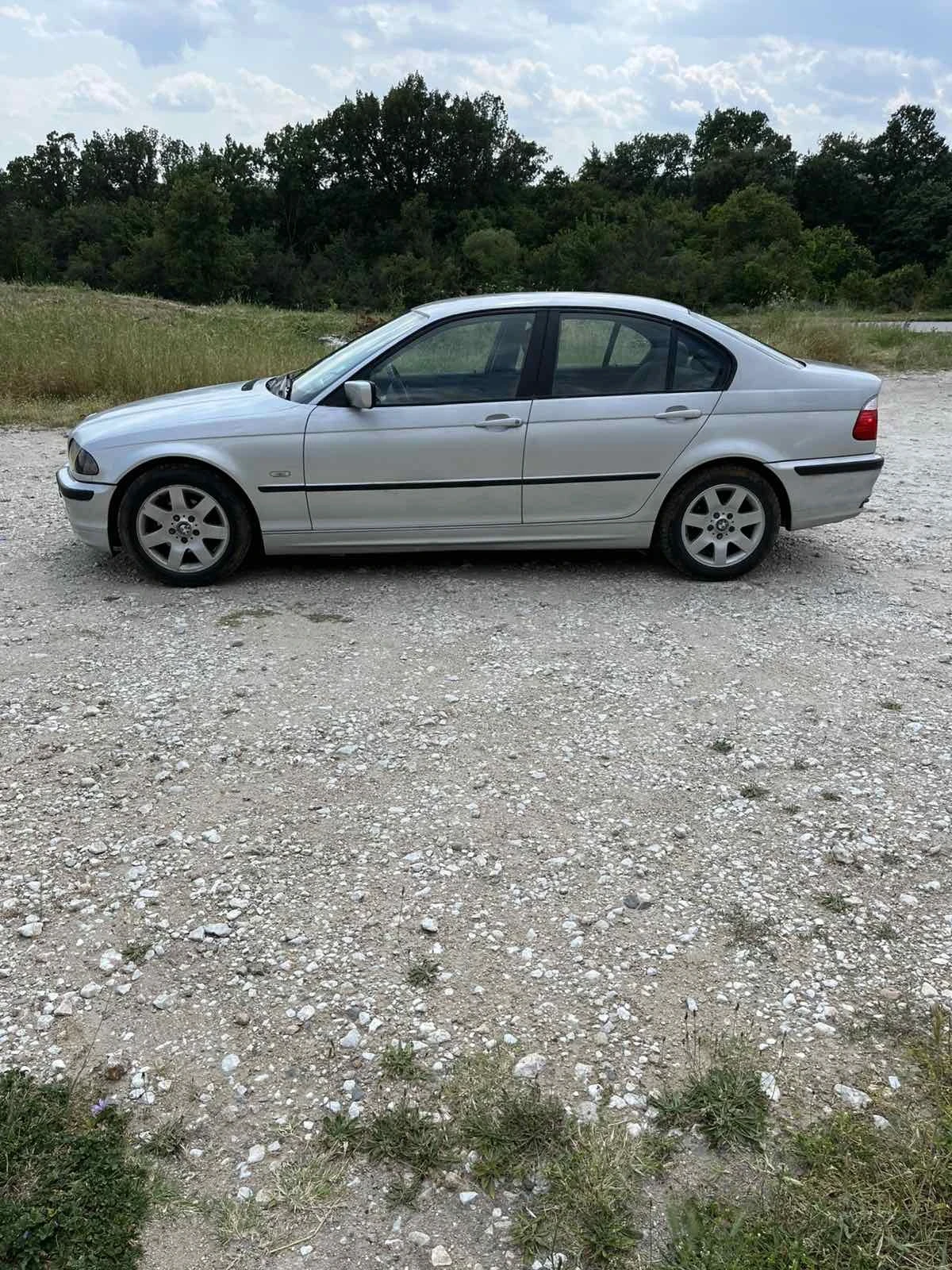 BMW 320  - изображение 2