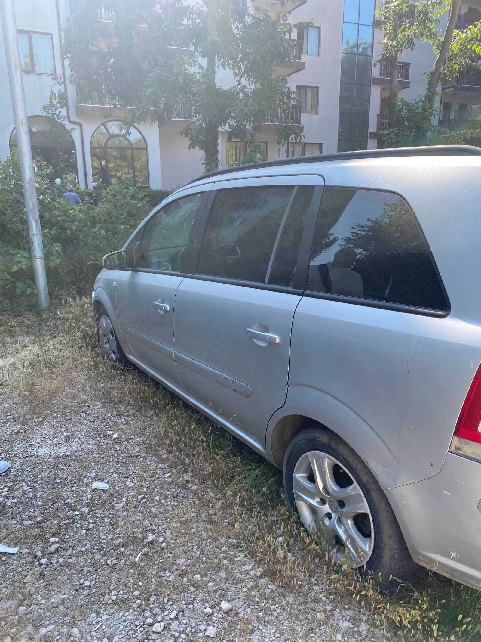 Opel Zafira  - изображение 2