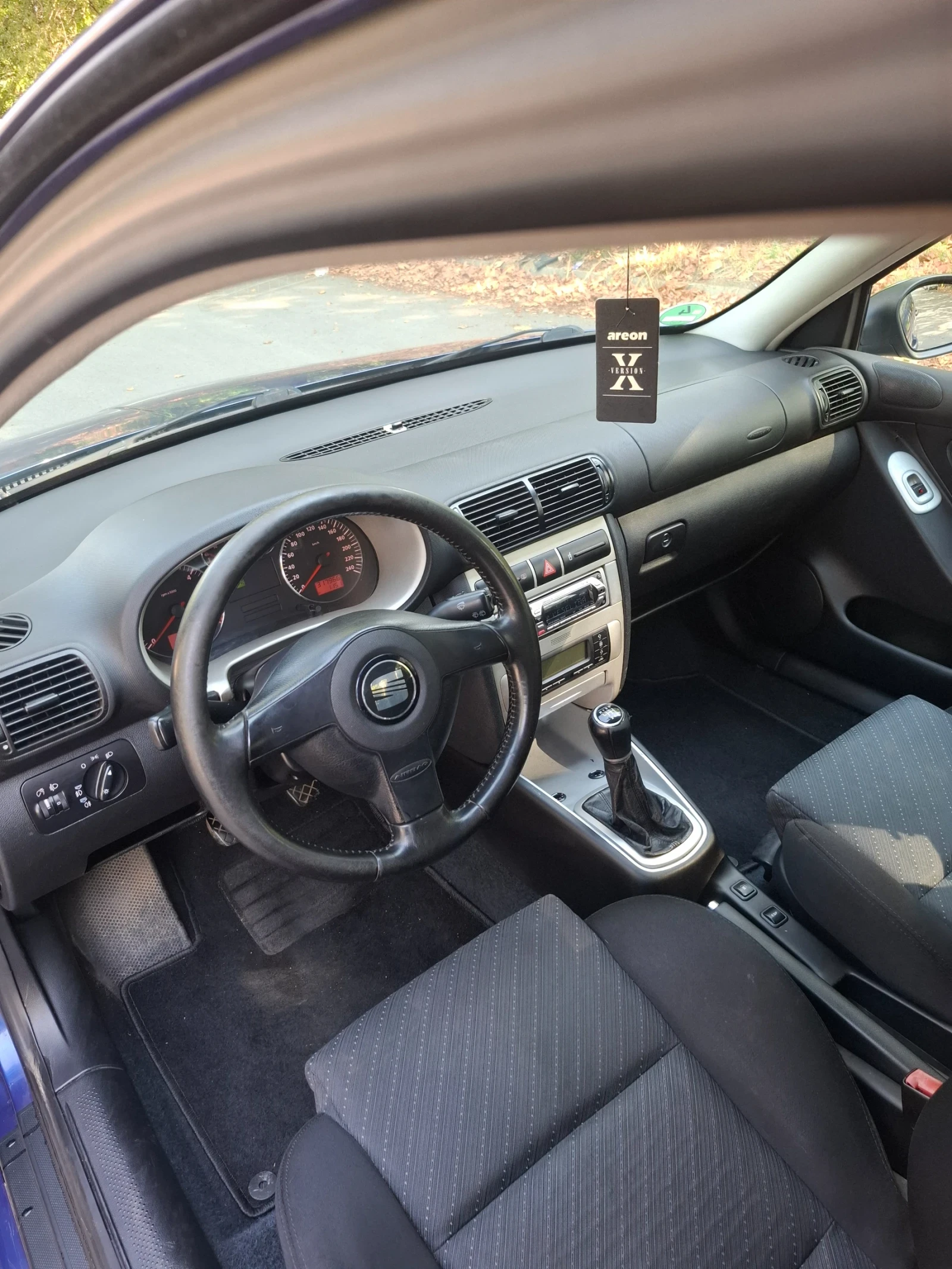 Seat Leon 1.9 131 - изображение 8