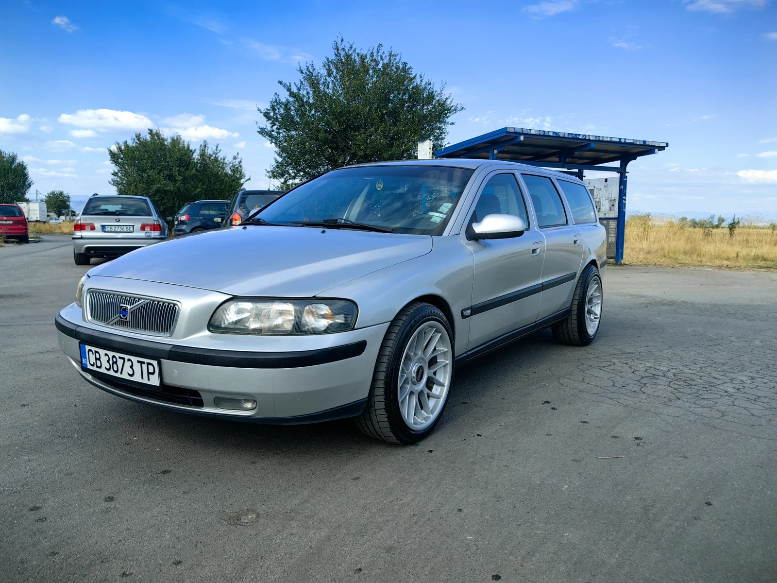 Volvo V70 2.4 d5 - изображение 2