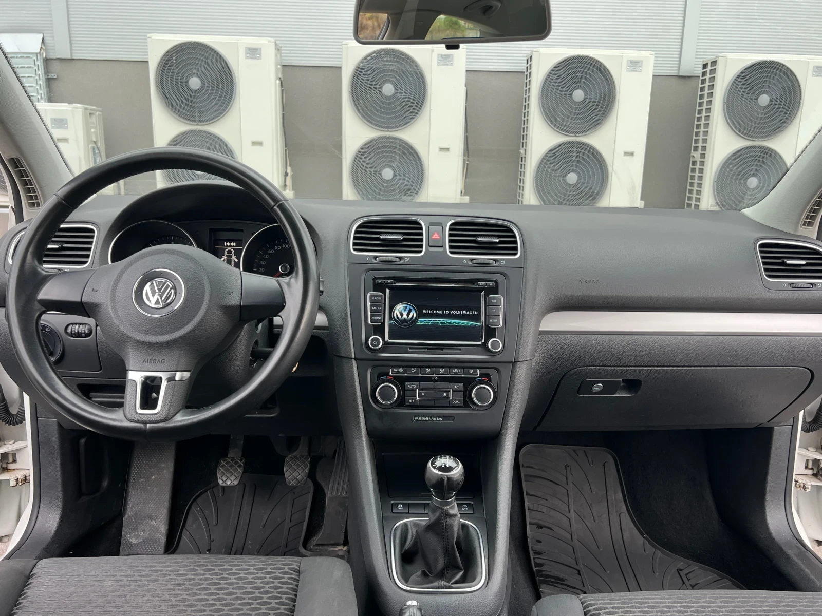 VW Golf 6, 1.6TDI | Mobile.bg   11