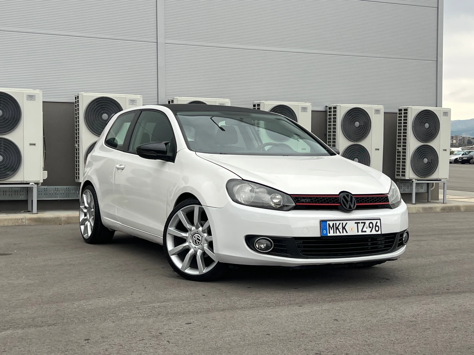 VW Golf 6, 1.6TDI | Mobile.bg   1