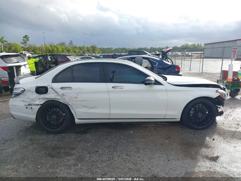 Mercedes-Benz C 300 2.0L I-4 DI, DOHC, VVT, TURBO, 241HP Rear Wheel | Mobile.bg � ����������� 6