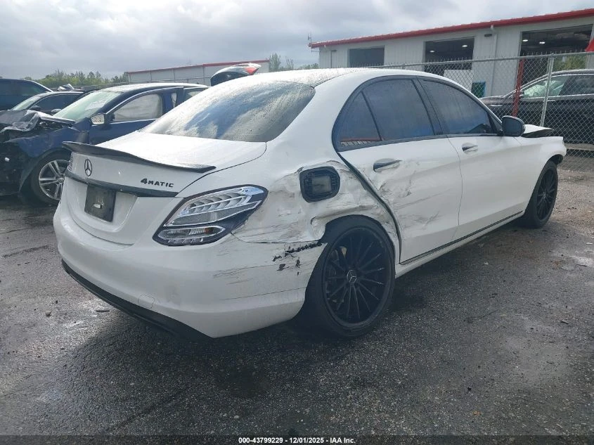 Mercedes-Benz C 300 2.0L I-4 DI, DOHC, VVT, TURBO, 241HP Rear Wheel | Mobile.bg � ����������� 10
