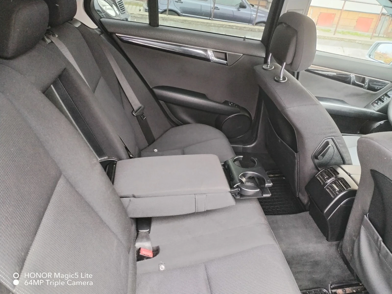 Mercedes-Benz C 200 136кс ОМ 646, снимка 11 - Автомобили и джипове - 53838878