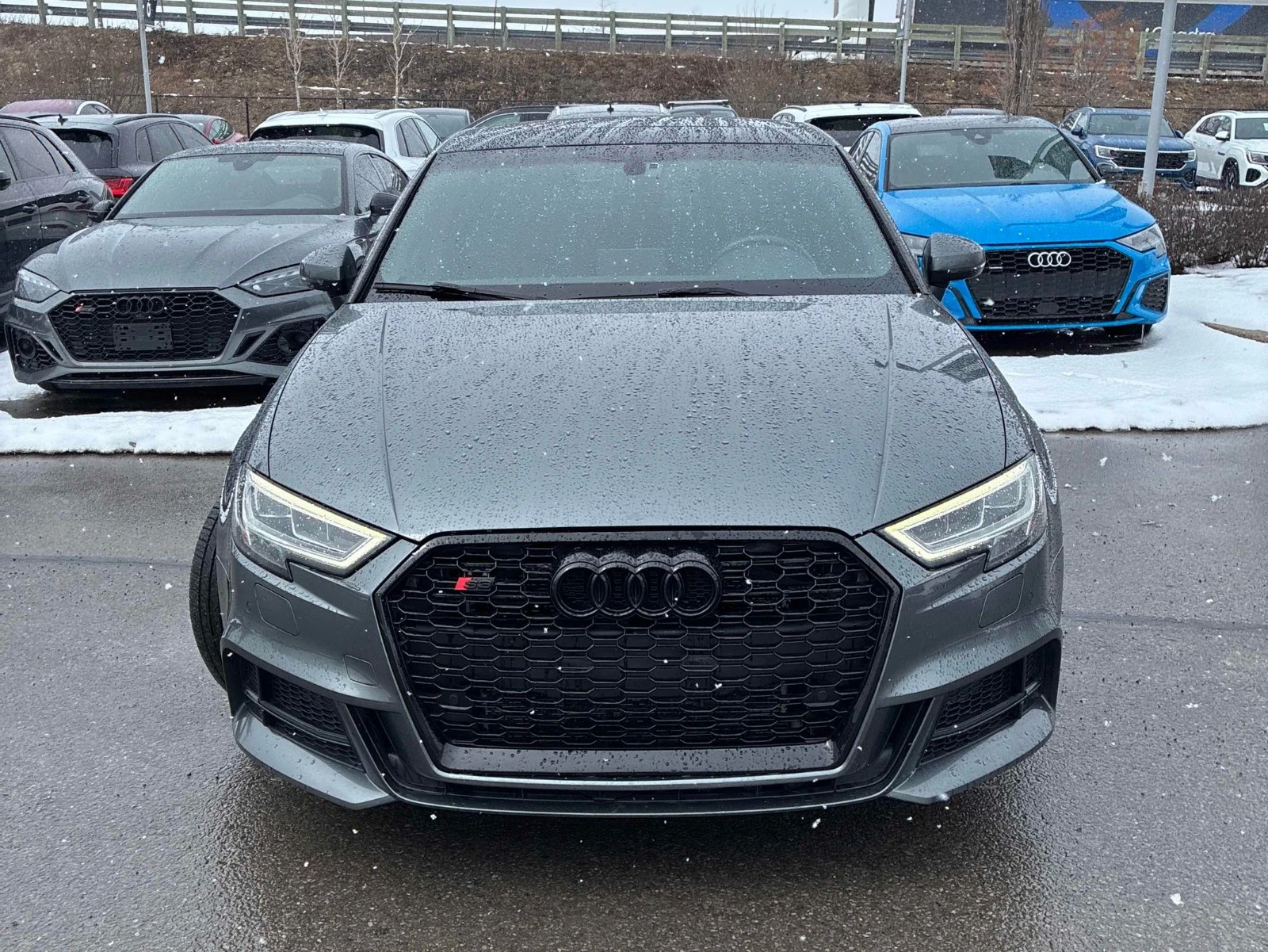 Audi S3 TECHNIK С РЕГИСТРАЦИЯ & АВТО КРЕДИТ, снимка 2 - Автомобили и джипове - 53911302