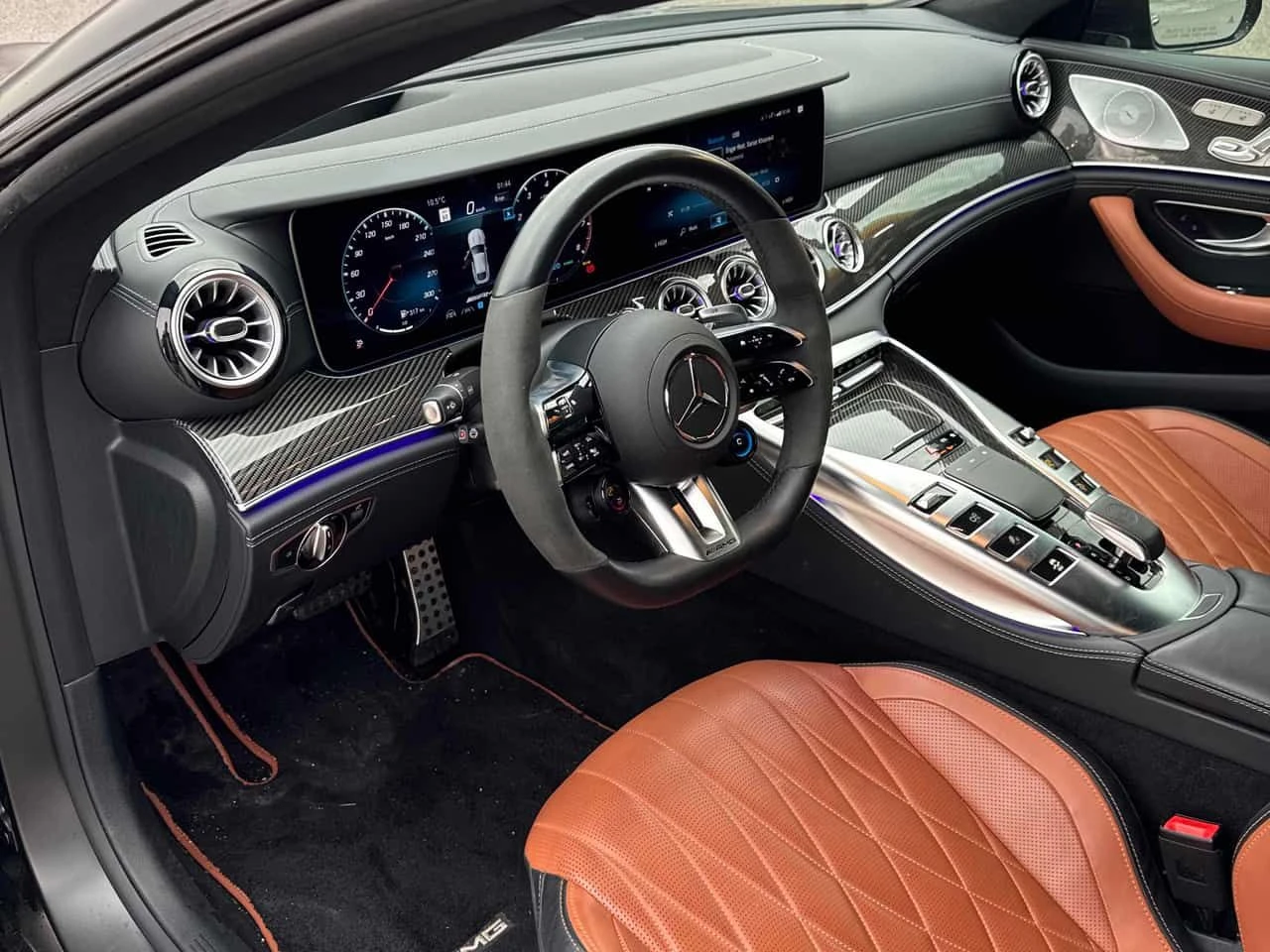 Mercedes-Benz AMG GT * 53 * CARFAX * БЕЗ ПЪРВОНАЧАЛНА ВНОСКА, снимка 5 - Автомобили и джипове - 53953000